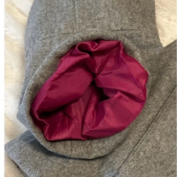 Merona Women's grey Double-Breasted Peacoat with hot pink liner. Excellent cond - Picture 3 of 5